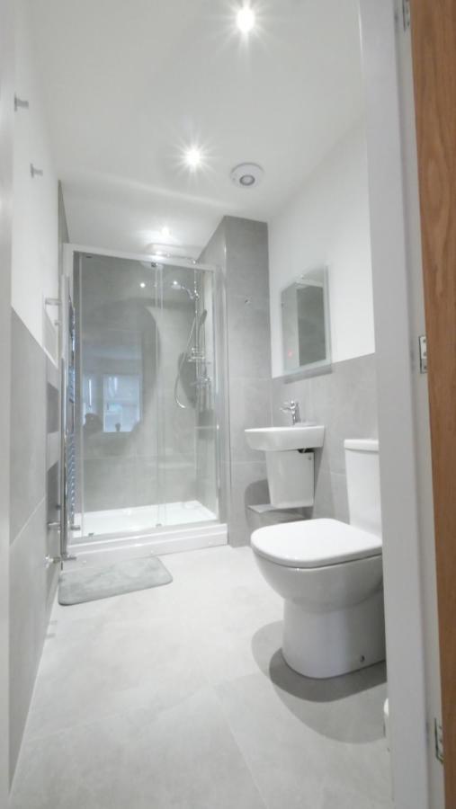 Lovely New 2 Bedroom Condo With Stunning Seaviews Penmaen-mawr Eksteriør billede
